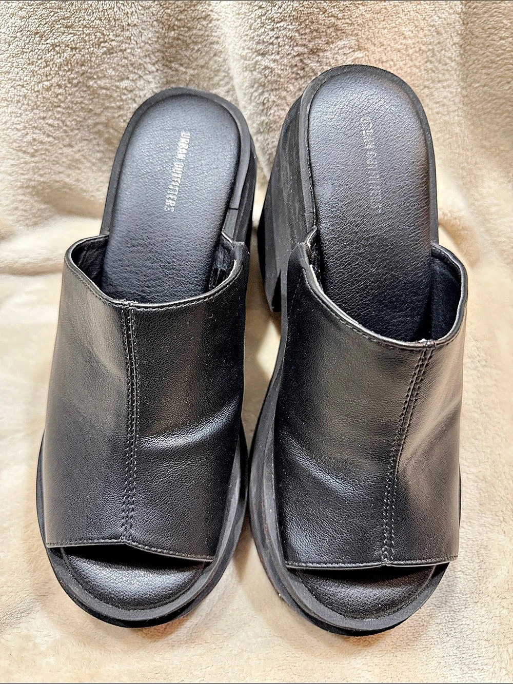 Urban Outfitters UO Ellie Platform Mule Black US 8 / UK 6